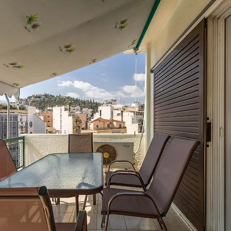 Apartment Penthouse 2bd In The Heart Of Koukaki
